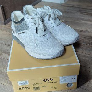 Michael Kors Allie Trainer